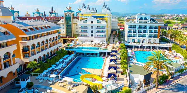 Dream World Resort